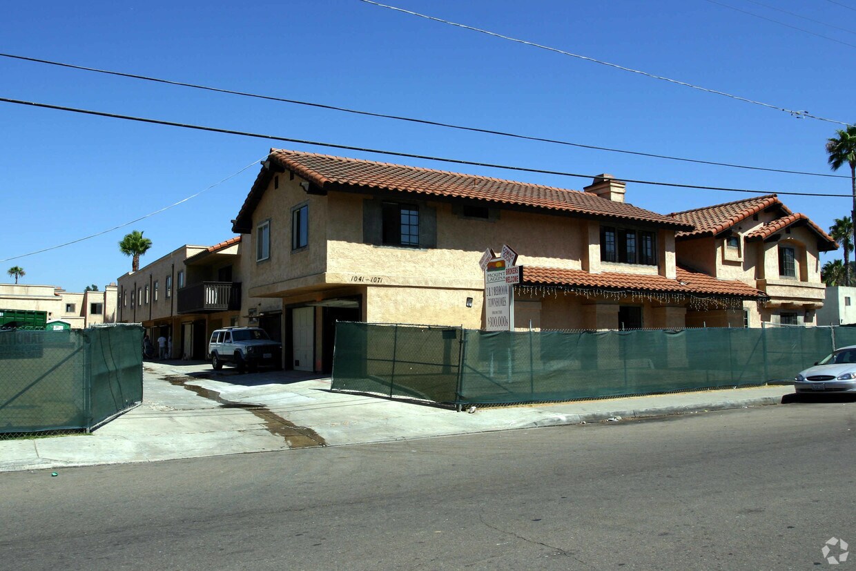 Foto del edificio - 1041-1071 Estes St