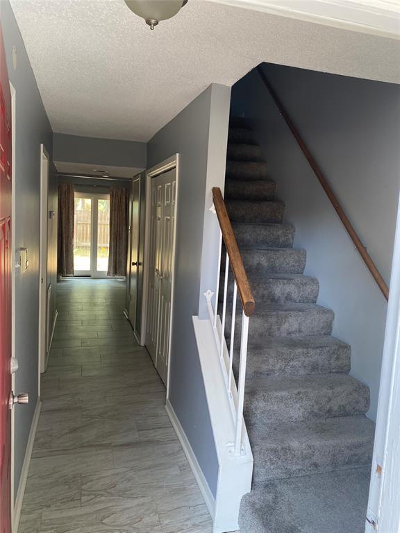 Building Photo - 2802 Elm Grove Ct