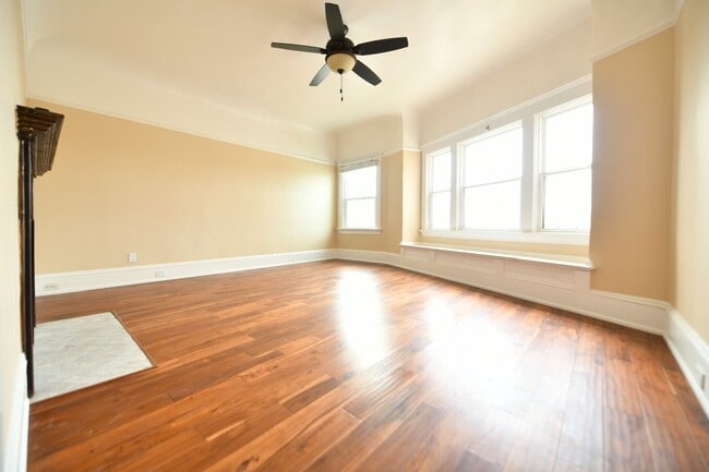 Foto del edificio - 1p716 - 3055-3061 Adeline Street