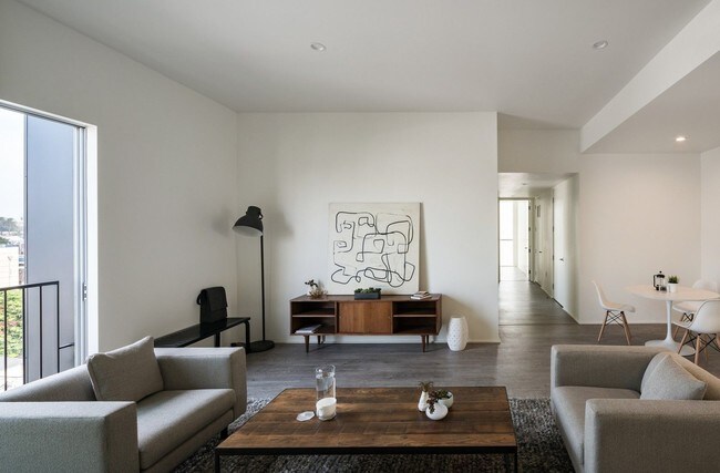 Foto del edificio - 1038 S Mariposa Ave