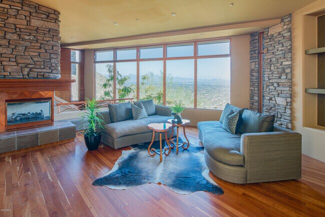 Building Photo - 5676 E Cheney Dr