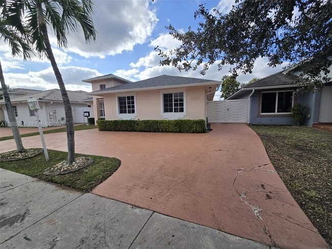 Building Photo - 894 NW 134th Pl