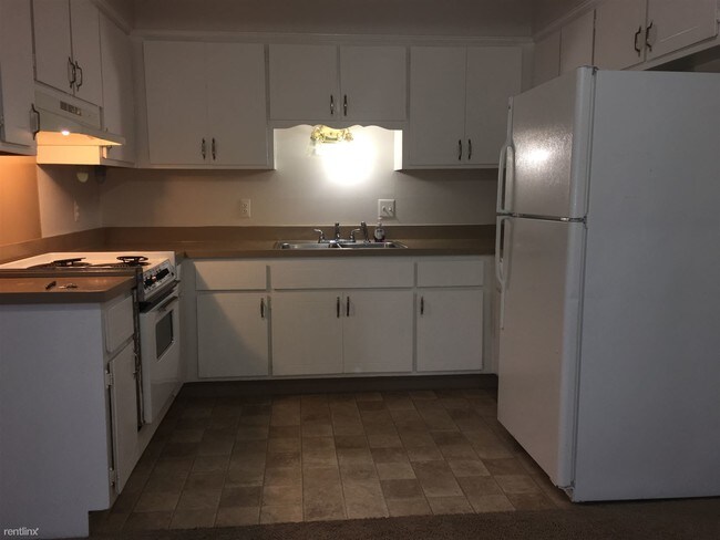 Foto del edificio - 51501 Mound Rd