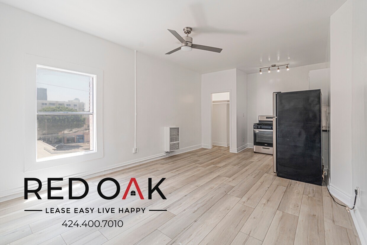 Foto principal - 744 Beacon Ave