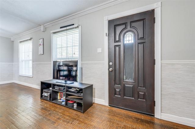 Foto del edificio - 1407 N Denton Dr