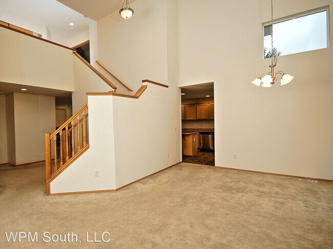 Building Photo - 4 br, 2.5 bath House - 5530 SE 2nd Ct