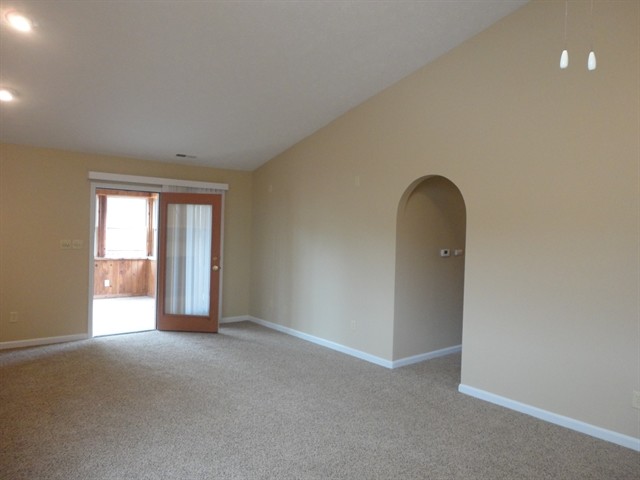 Building Photo - 7815 Clearview Circle