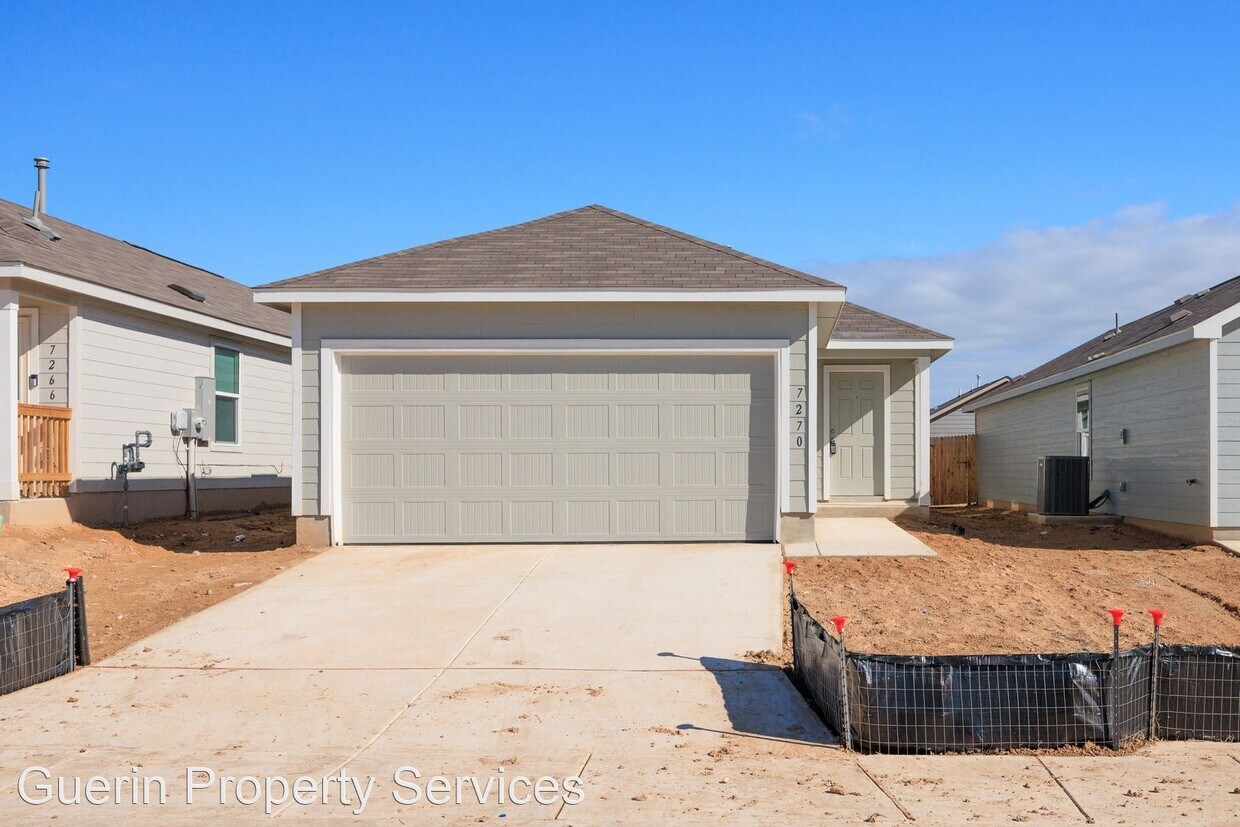 Foto principal - 4 br, 2 bath House - 7270 Duck Pond