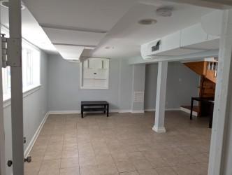 Foto del edificio - 5335 N Magnet Ave