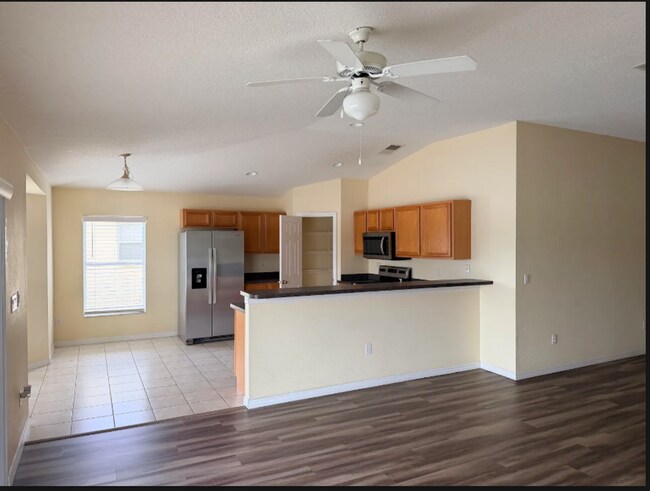 Foto del edificio - 3137 Riachuelo Ln