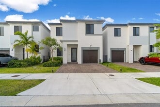 Building Photo - 15737 SW 136th Terrace