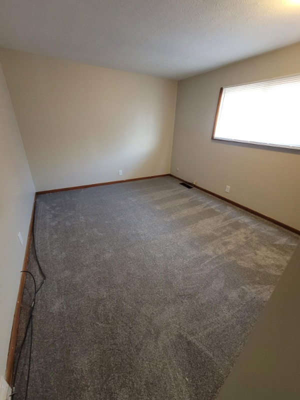 Building Photo - 319 Pershing Ave NE