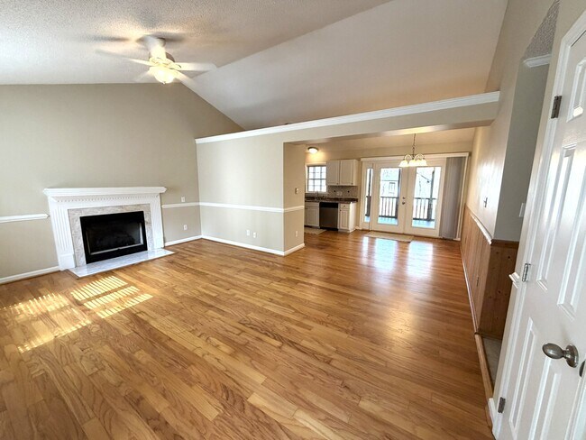 Foto del edificio - 763 Southwick Ave