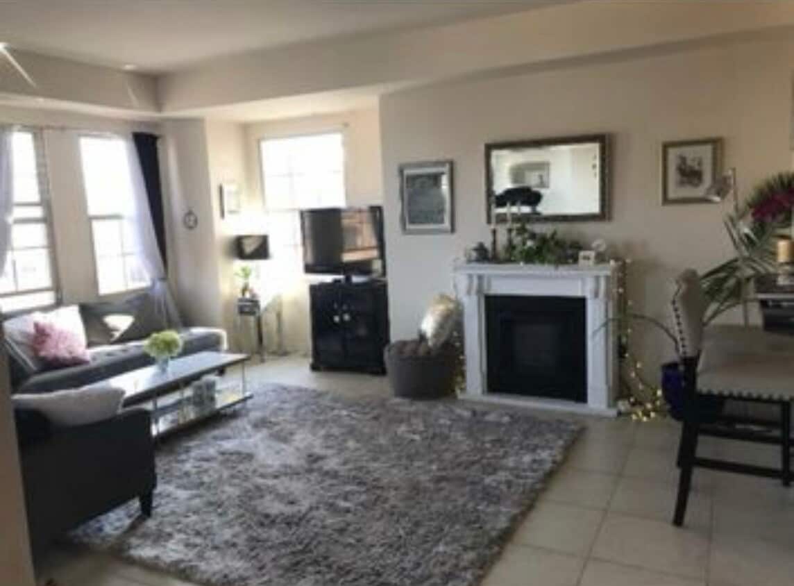 Primary Photo - 300 W 11th Ave