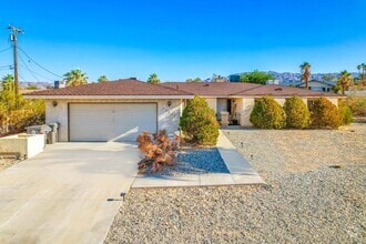 Building Photo - 73925 Samarkand Dr