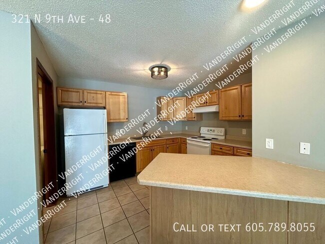 Foto del edificio - 321 9th Ave