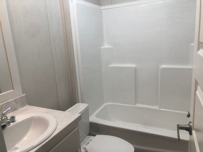 Building Photo - BRAND NEW-3 Bedroom / 2 Bath