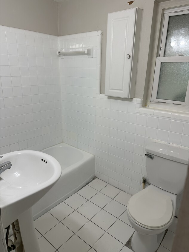 Foto del edificio - 1576 W 13th St