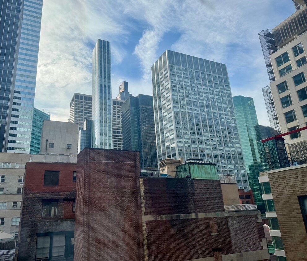 Vista desde el apartamento 12M - 140 E 56th St