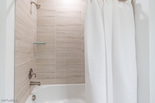 Foto del edificio - 16352 Viansa Wy