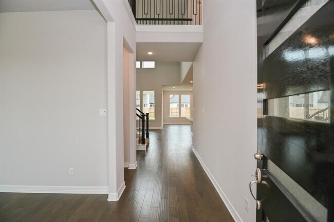 Foto del edificio - 24919 Lily Hall Ct