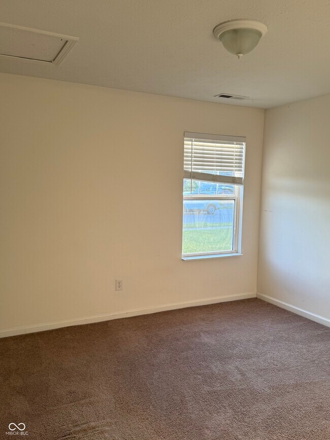 Foto del edificio - 4604 Crosby Buck Dr