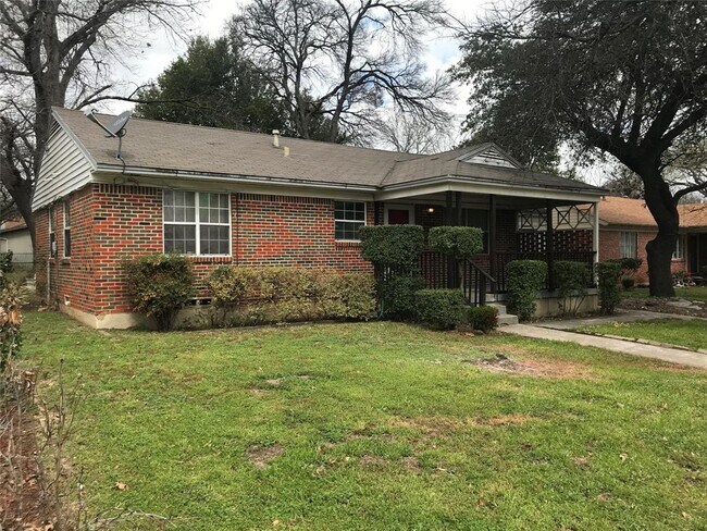 Building Photo - 2813 Grayson Dr