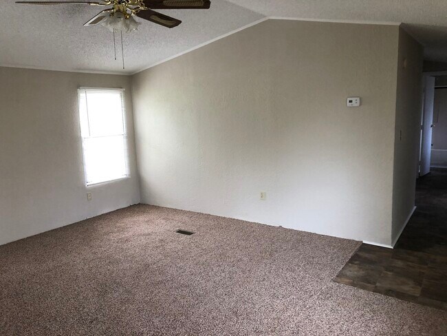 Building Photo - 107 Shenandoah Ct