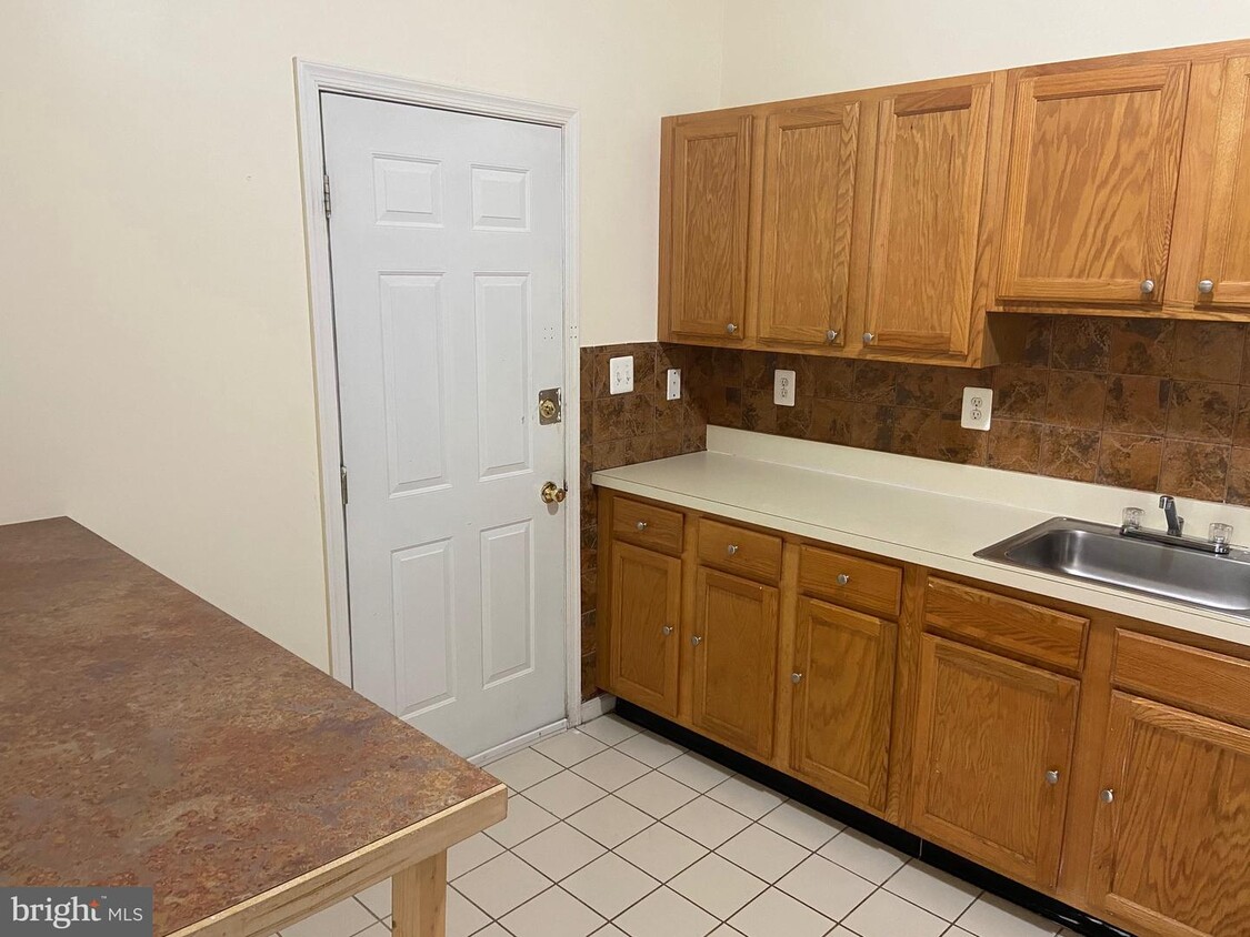 Foto principal - 611 Artisan St