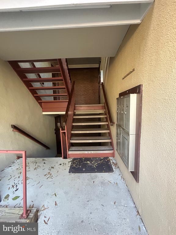 Foto del edificio - 5645 Harpers Farm Rd