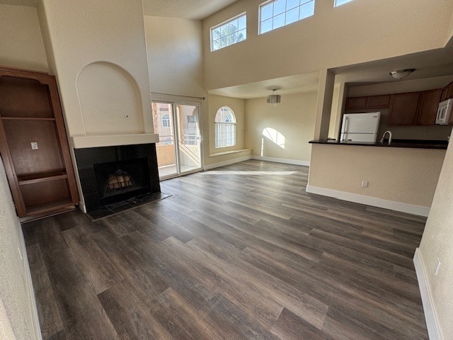 Building Photo - 9325 W Desert Inn Rd