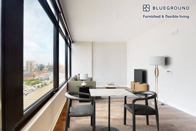 Building Photo - 555 President St