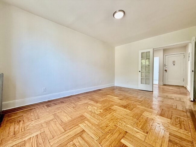 Foto del edificio - 1634 Crosby Ave