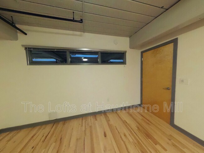 Foto del edificio - 1101 Hawthorne Ln