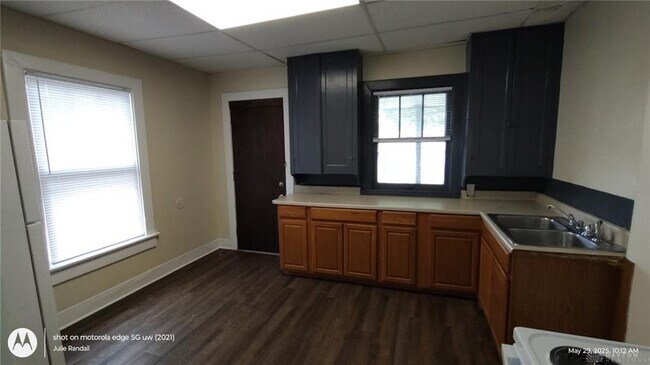 Building Photo - 1713 Wyoming St