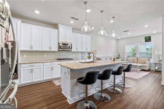 Building Photo - 6505 Trailway Trace