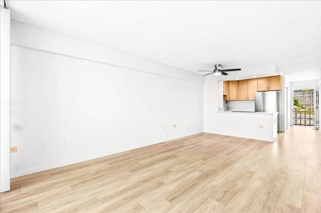 Foto del edificio - Newly renovated one bedroom condo with lov...