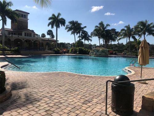 Foto del edificio - 8009 NW 128th Ln