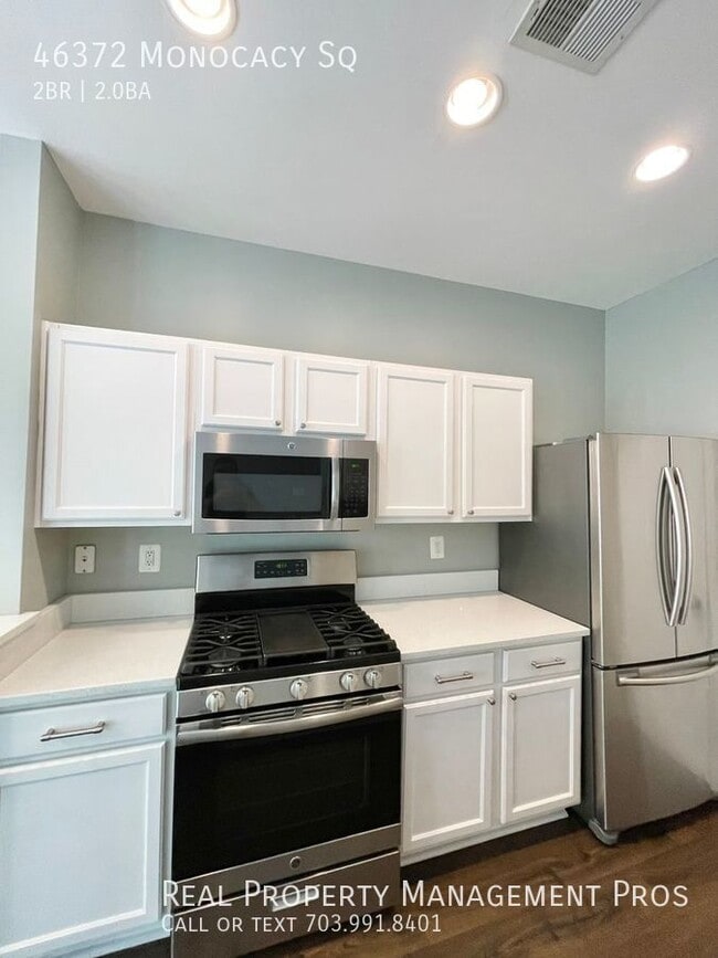 Photo - 46372 Monocacy Square Townhome