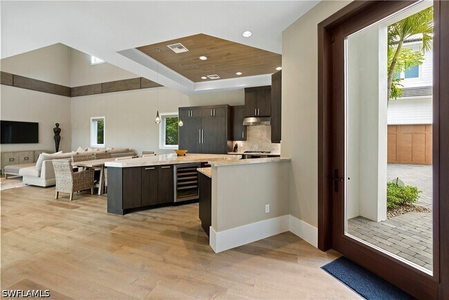 Foto del edificio - 9169 Mercato Way