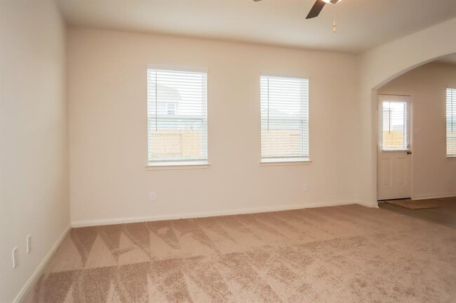 Building Photo - 8414 Rayburn Rd