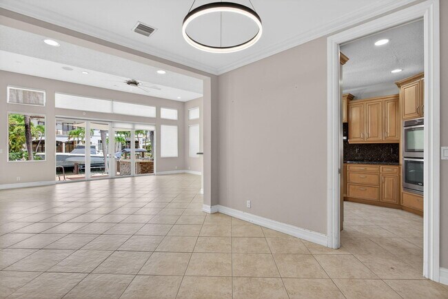 Foto del edificio - 4901 NE 29th Ave