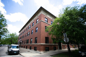 Building Photo - 2237 N Kedzie Blvd