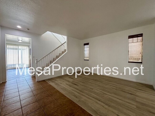 Foto del edificio - 13878 Summerwind St