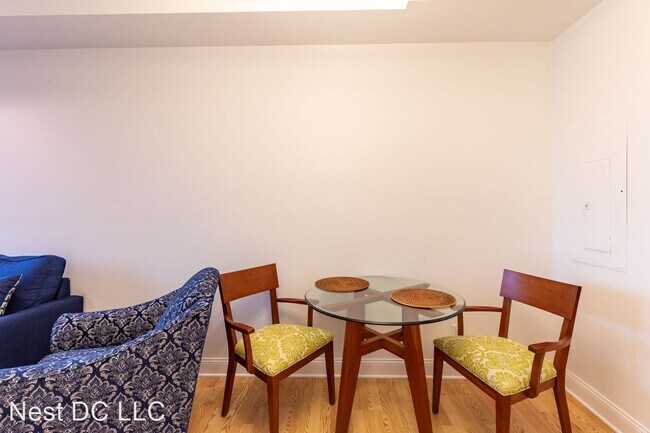 Foto del edificio - 2 br, 2.5 bath House - 913 5th St SE