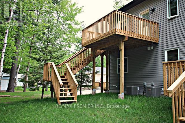 Photo du bâtiment - 36 48th St S