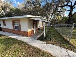 Building Photo - 3550 Viaduct Ln