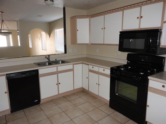 Building Photo - 569 Santa Fe Meadows Dr NE