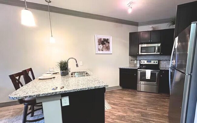 Foto del edificio - 50 Venue Wy