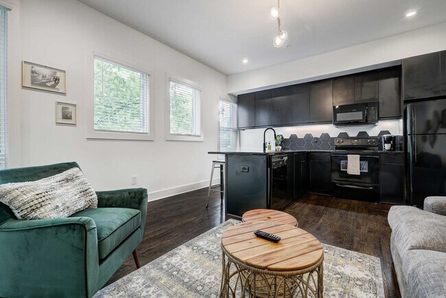 Foto del edificio - 940 Piedmont Ave NE